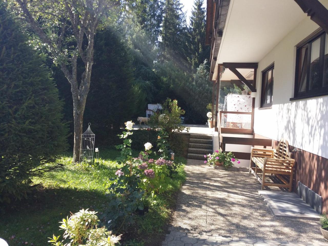 Schwarzwald - Villa Appartments Titisee Titisee-Neustadt Exterior foto