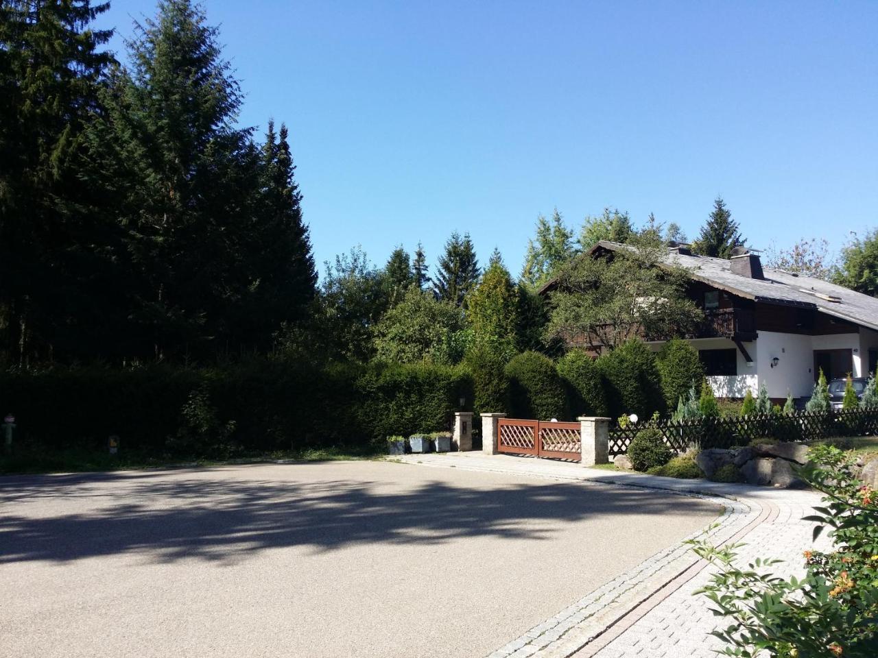 Schwarzwald - Villa Appartments Titisee Titisee-Neustadt Exterior foto